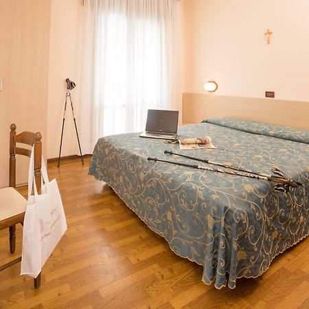Hotel Trevi Lido di Jesolo Quarto foto